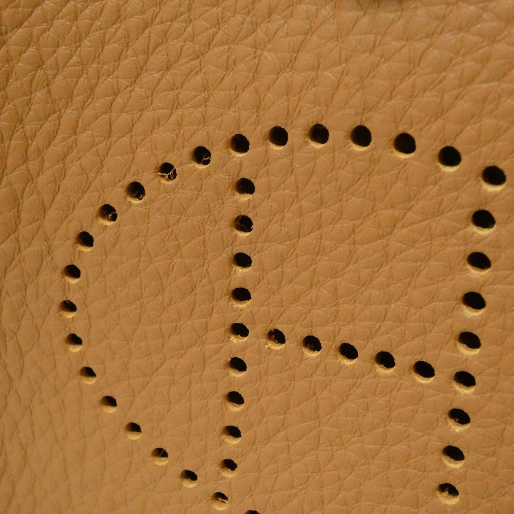 Hermes Evelyne Amazon 16 Shoulder Bag — view 4