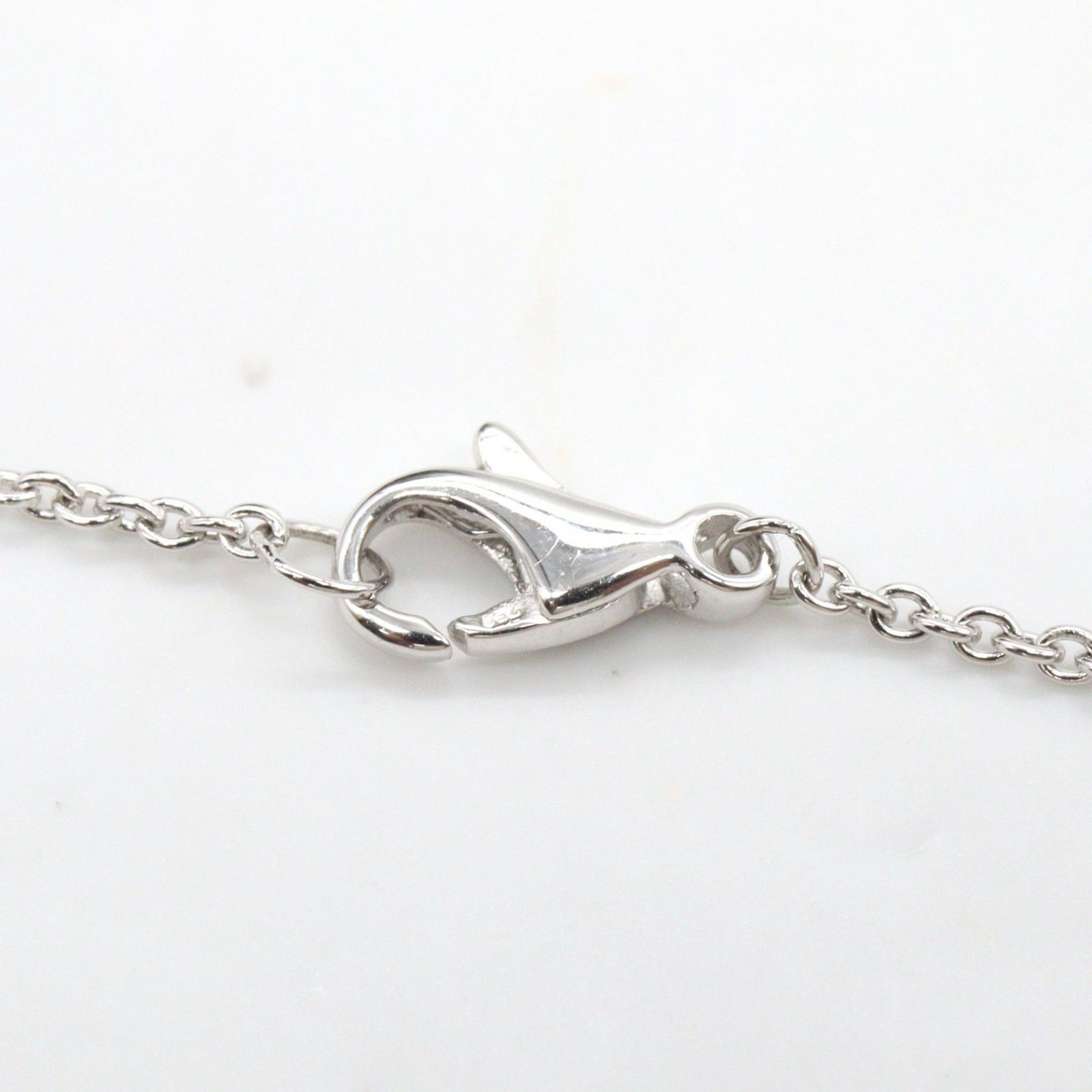 Louis Vuitton Necklace Pendentif Cool Diamond 43.5 18k White Gold — view 3