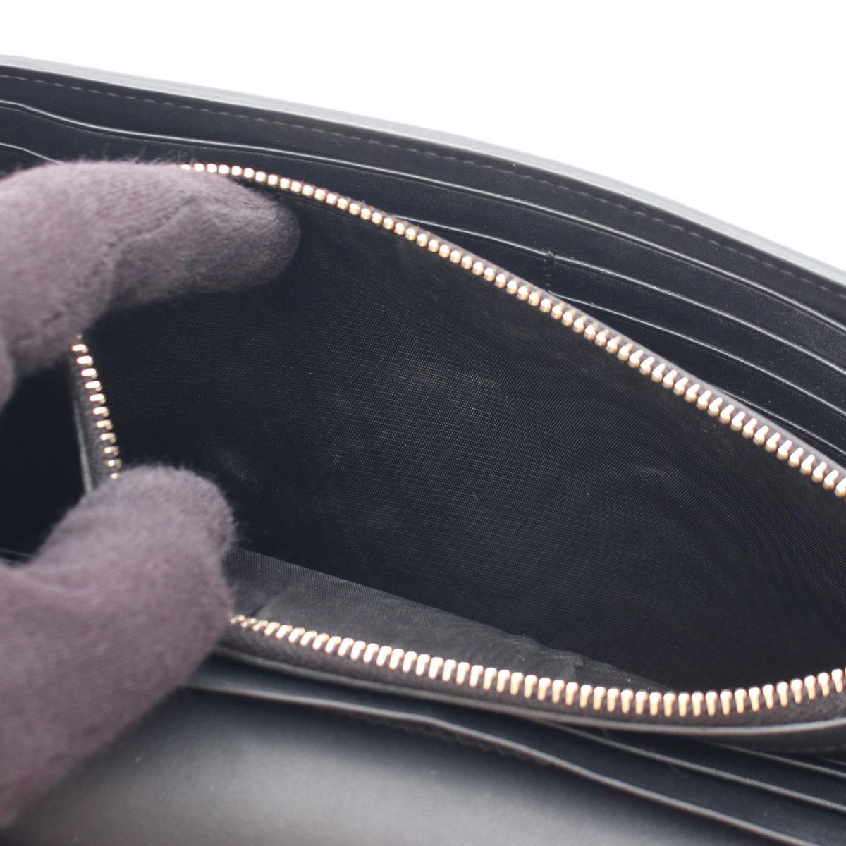 Saint Laurent Paris Shoulder Bag Classic Black Leather Chain Wallet — view 7