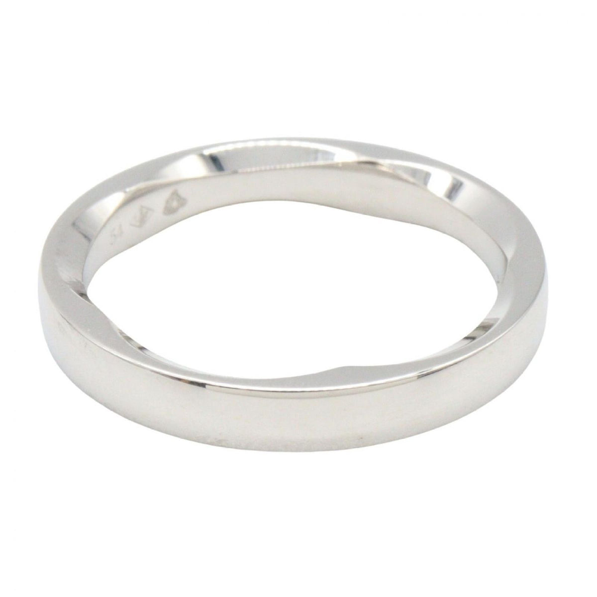 Chanel Ring Camellia Platinum — view 2