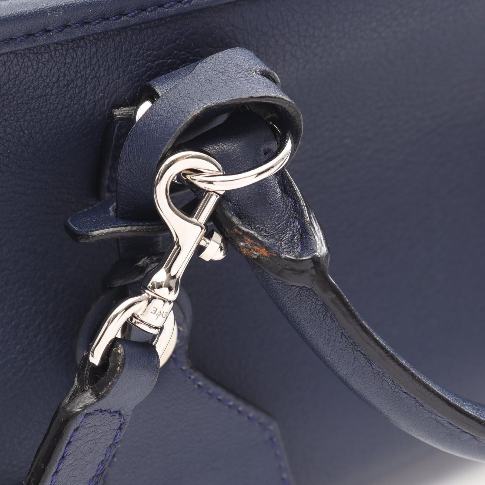 Loewe Handbag Amazona 23 2-Way Navy Leather — view 7