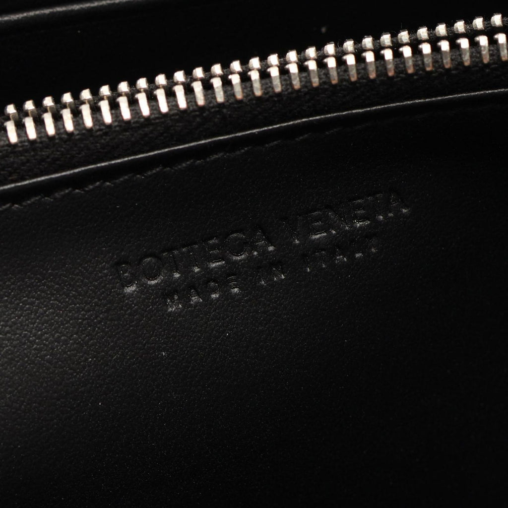 Bottega Veneta Round Wallet Cassette Zip Around Maxi Intrecciato Black Leather — view 4