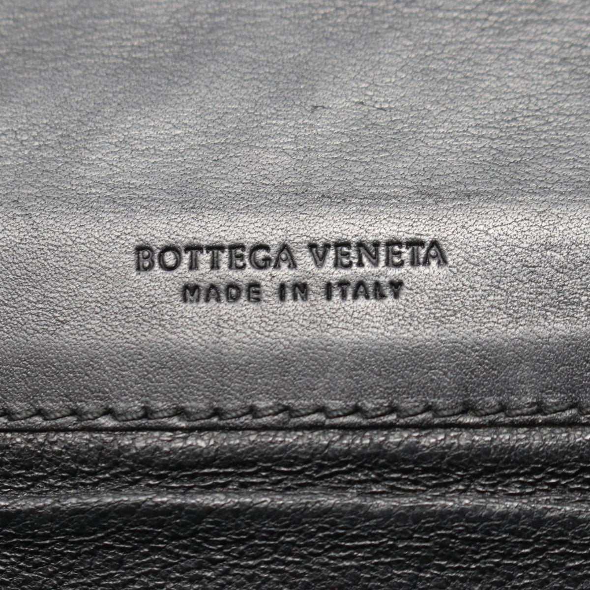 Bottega Veneta Bifold Wallet Intrecciato Black Leather — view 5