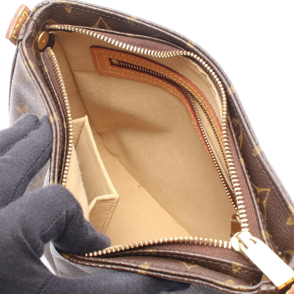 Louis Vuitton Shoulder Bag Looping MM Leather — view 3