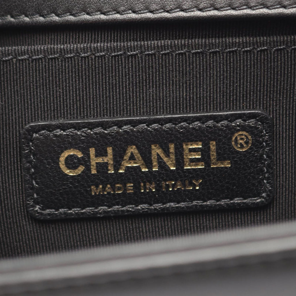Chanel Shoulder Bag Boy Small Black Lambskin Chain — view 4