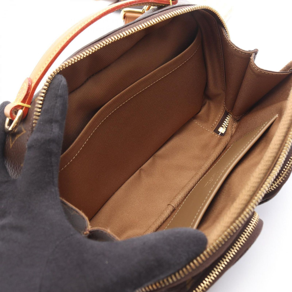 Louis Vuitton Handbag Utility Crossbody Monogram Leather — view 3