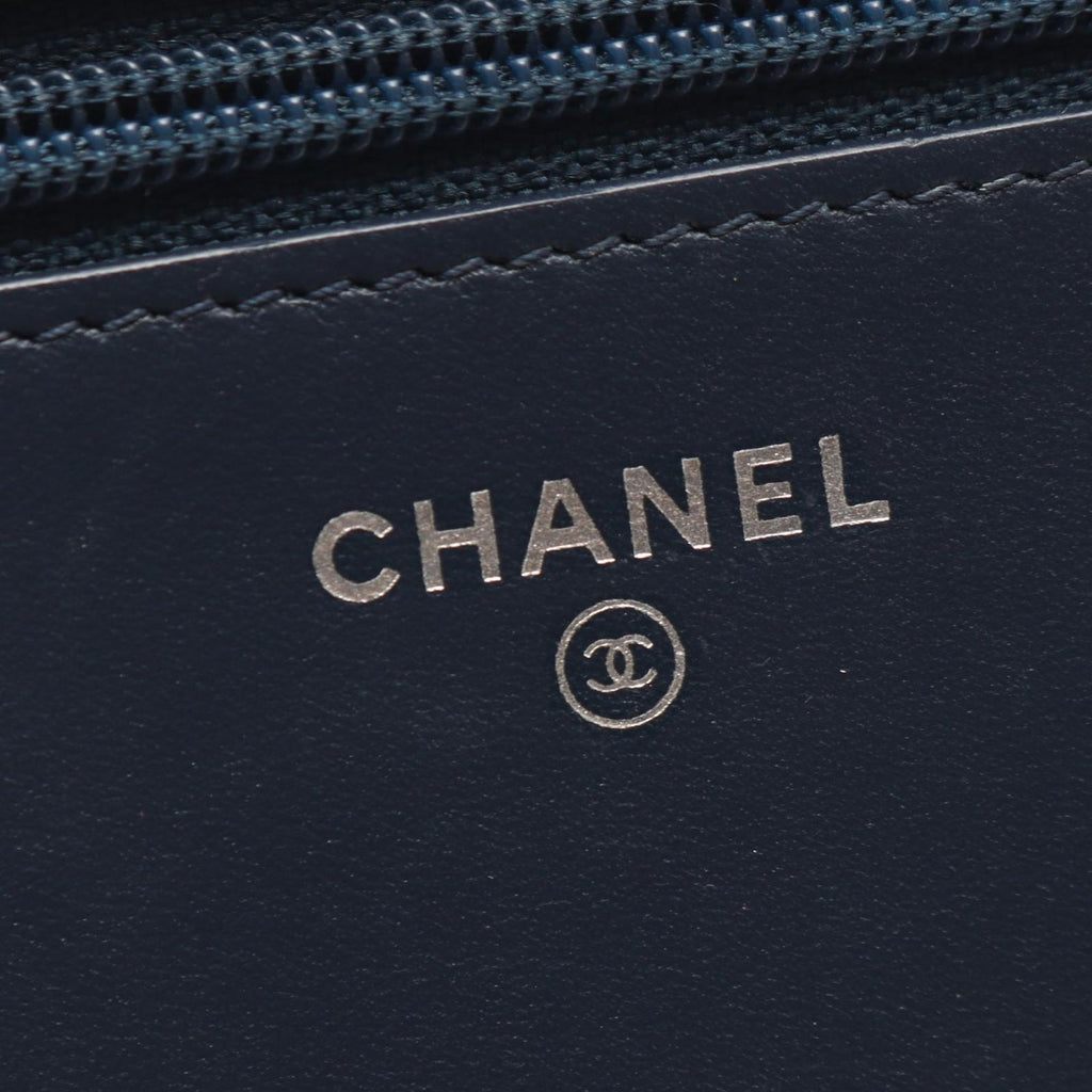 Chanel Shoulder Bag Coco Boy Navy Lambskin Chain Wallet — view 4