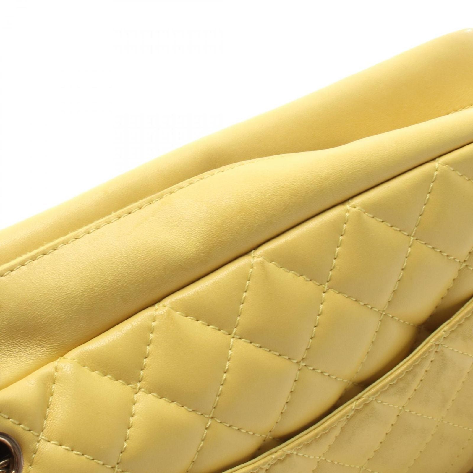 Chanel Shoulder Bag 2.55 Quilted Yellow Lambskin Chain Tote — view 7