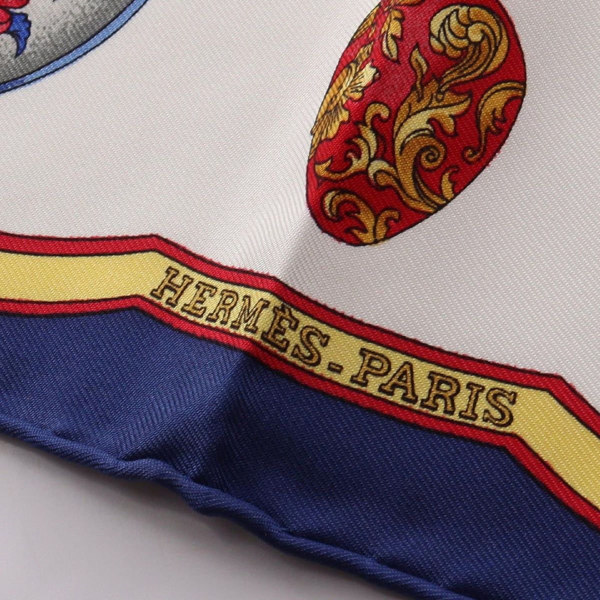 Hermes Scarf Petit Carre 45 Qu'importe le Flacon Silk — view 4