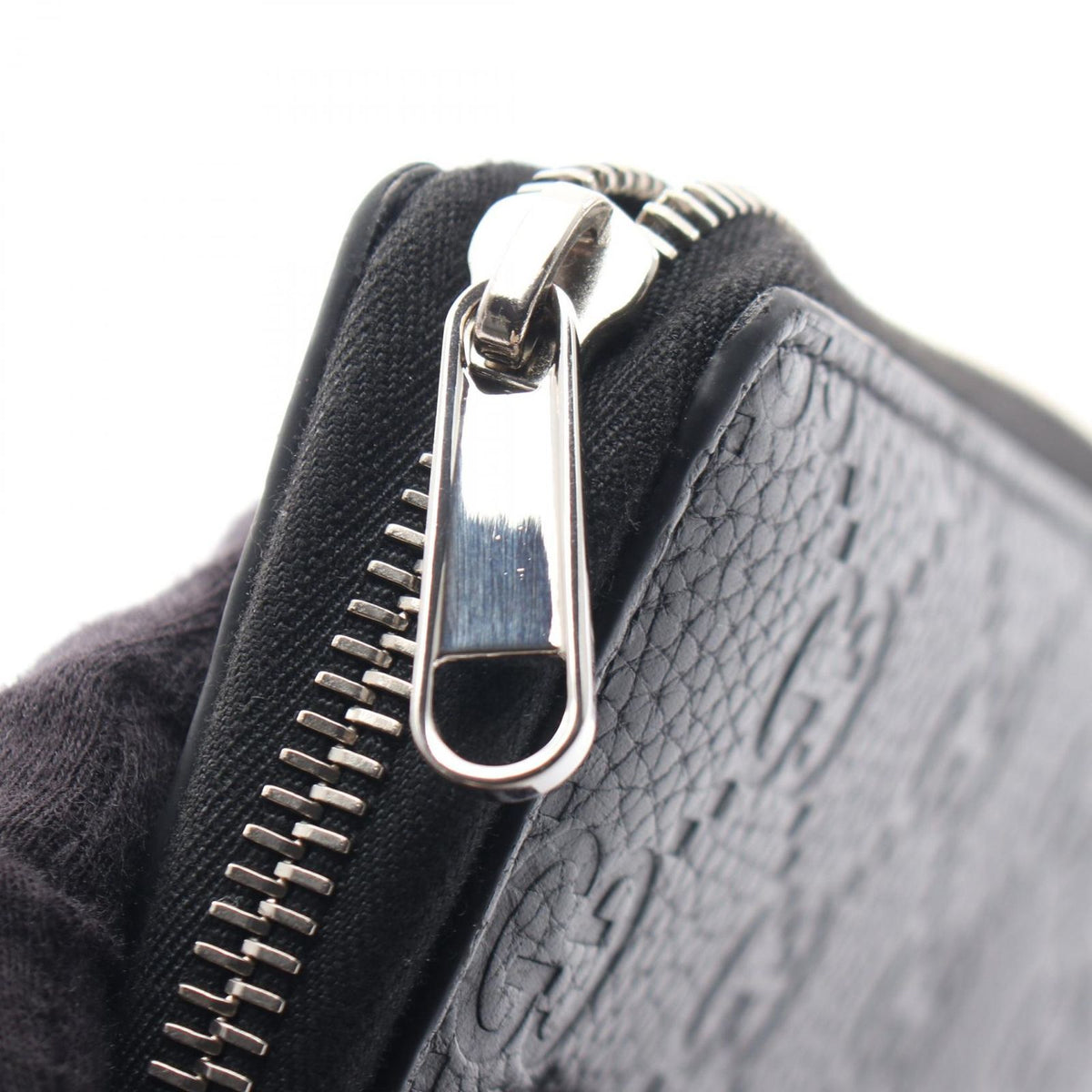 Gucci Round Wallet Imprint Black Leather GG Emblem — view 7