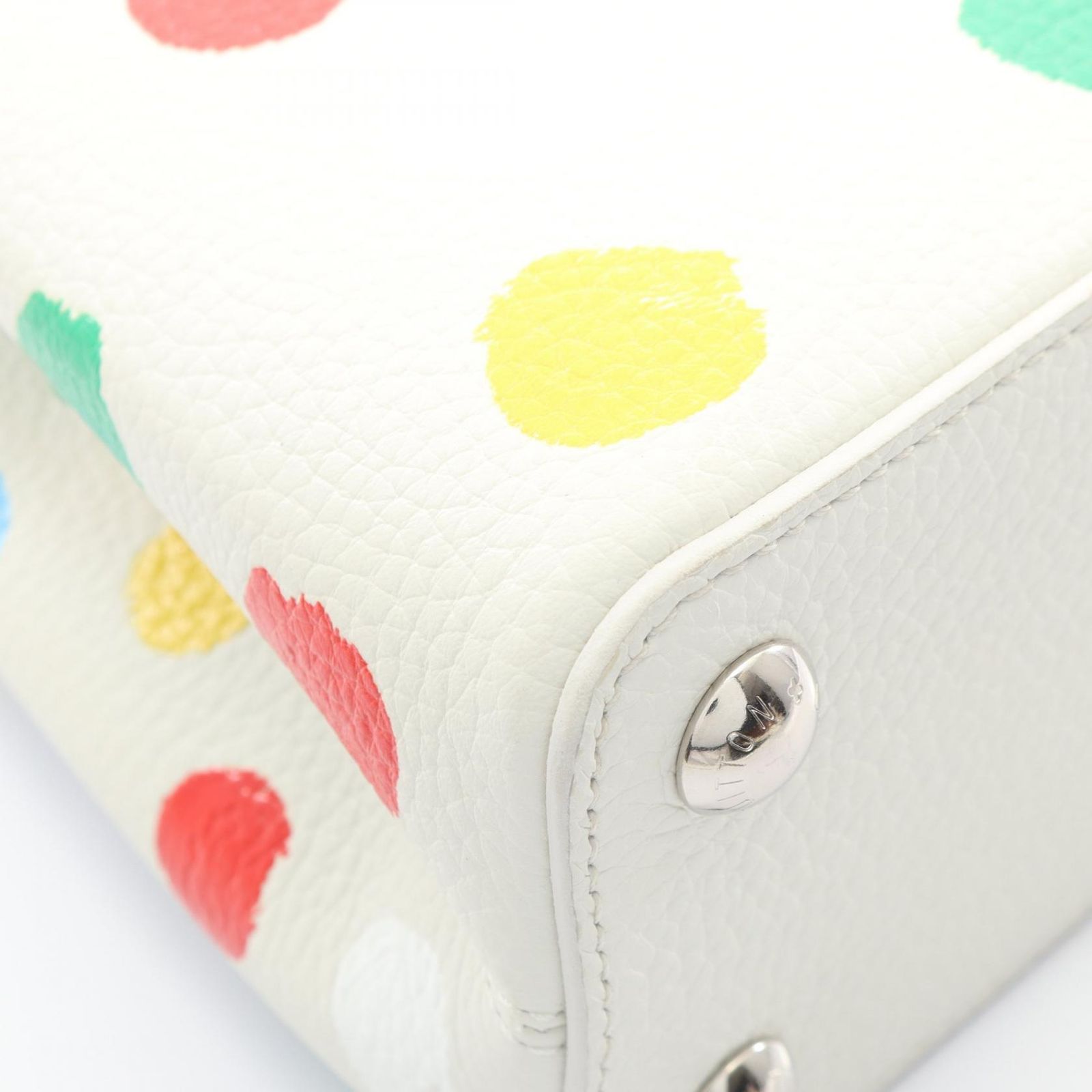 Louis Vuitton Handbag LV YK Capucines BB Painted Dot Yayoi Kusama 2-Way Blanc — view 6