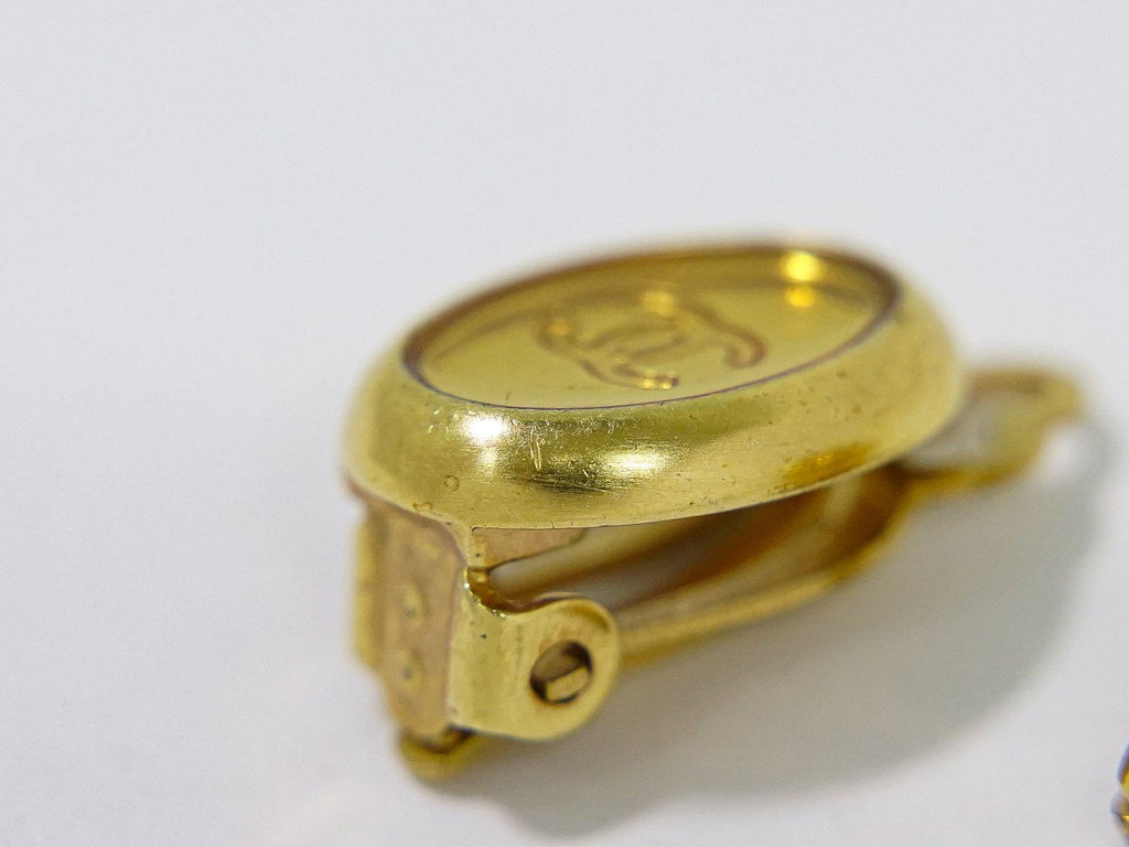 Chanel CC Logo Earrings Gold Plated — view 3