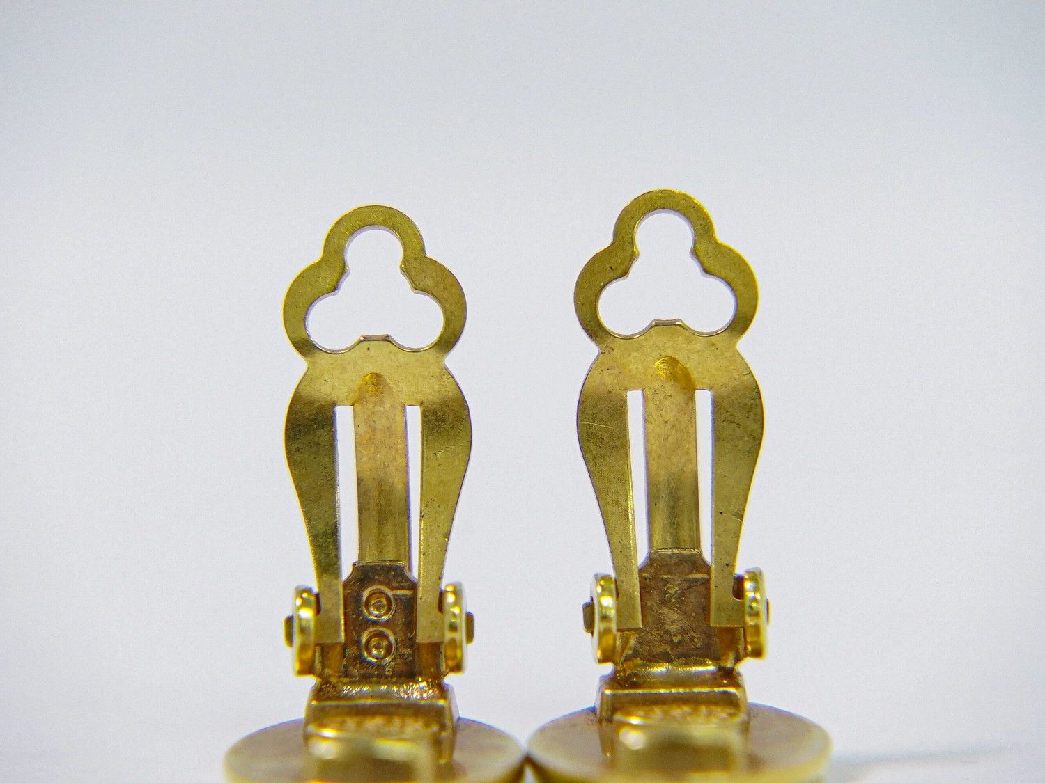 Chanel CC Logo Earrings Gold Plated — view 5