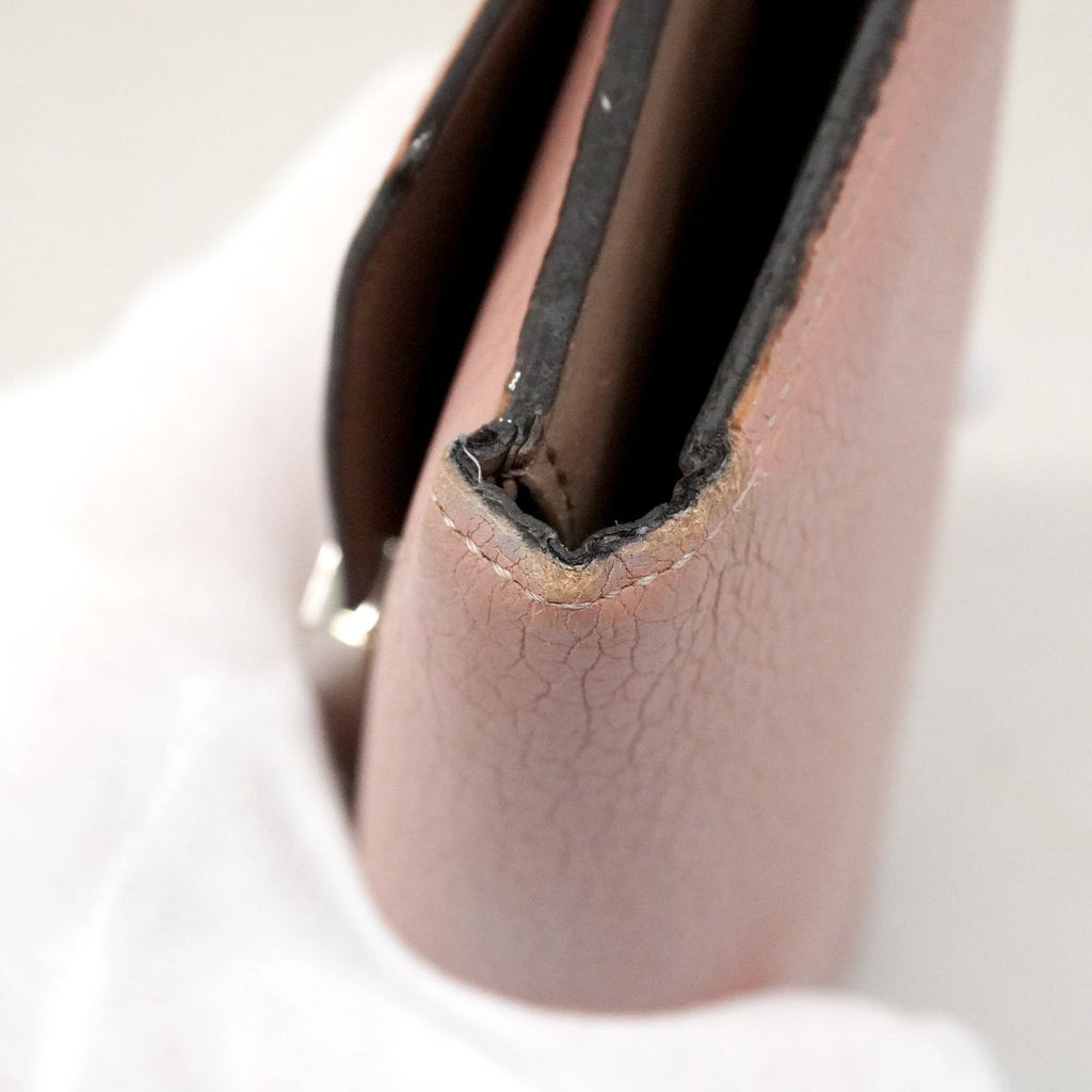 Louis Vuitton Trifold Wallet Portefeuille Capucines Compact Magnolia — view 7