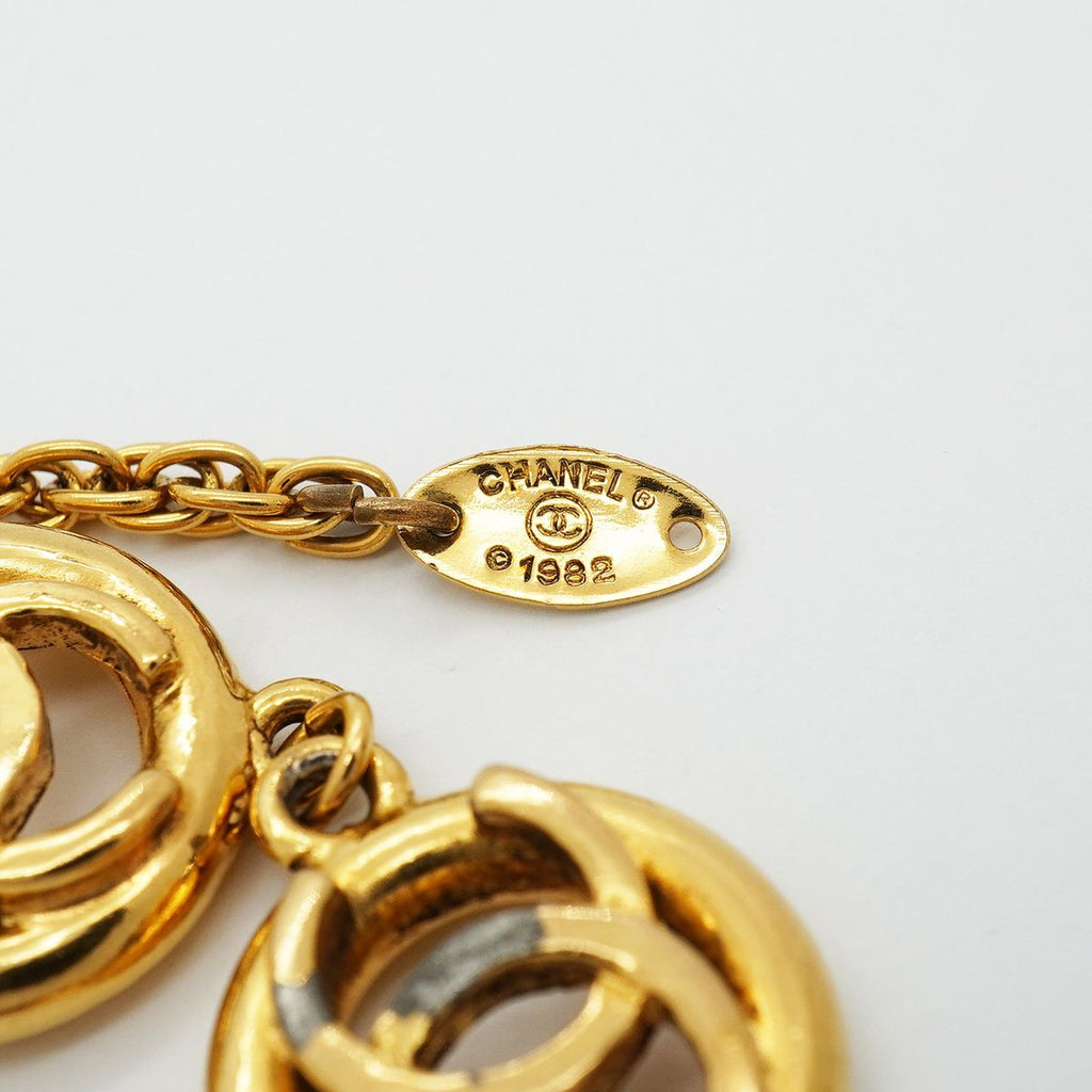 Chanel Bracelet Vintage CC Logo Round Circle Gold Plated — view 5