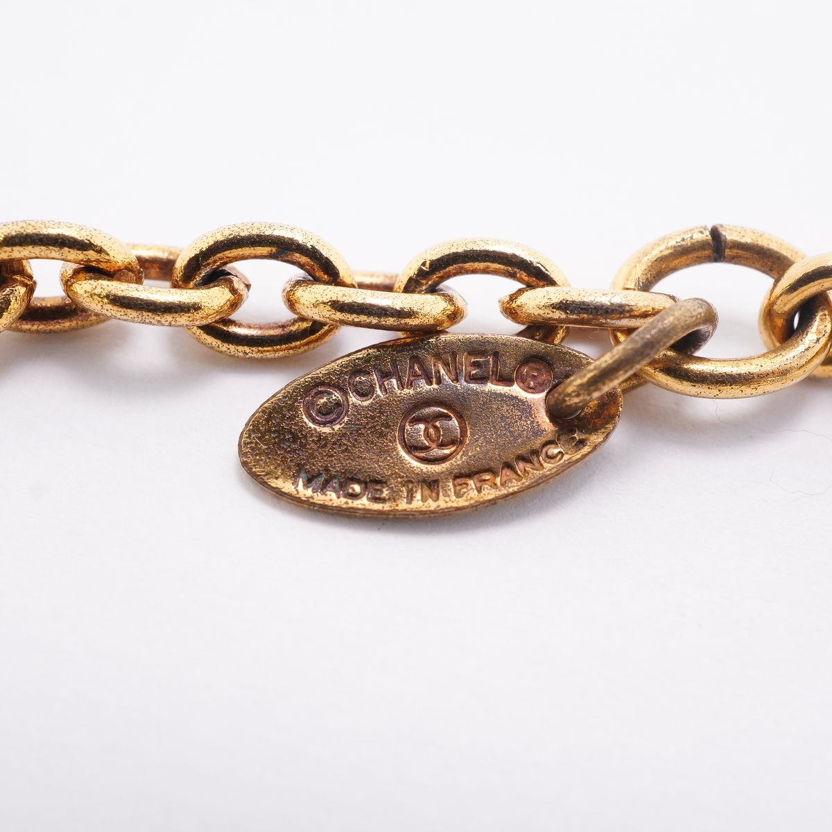 Chanel Necklace Vintage CC Logo Round Circle Gold Plated — view 5