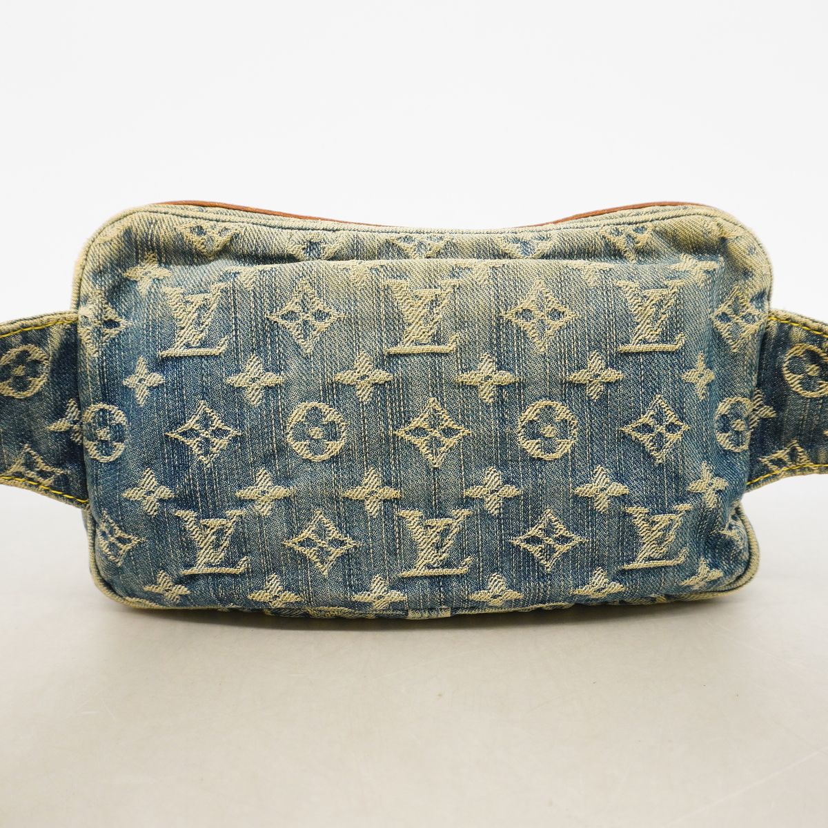 Louis Vuitton Waist Bag Monogram Denim Blue — view 8