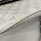 Louis Vuitton Waist Bag Damier Infini Blanc — view 8