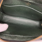 Louis Vuitton Clutch Taiga Baikal Epi — view 4
