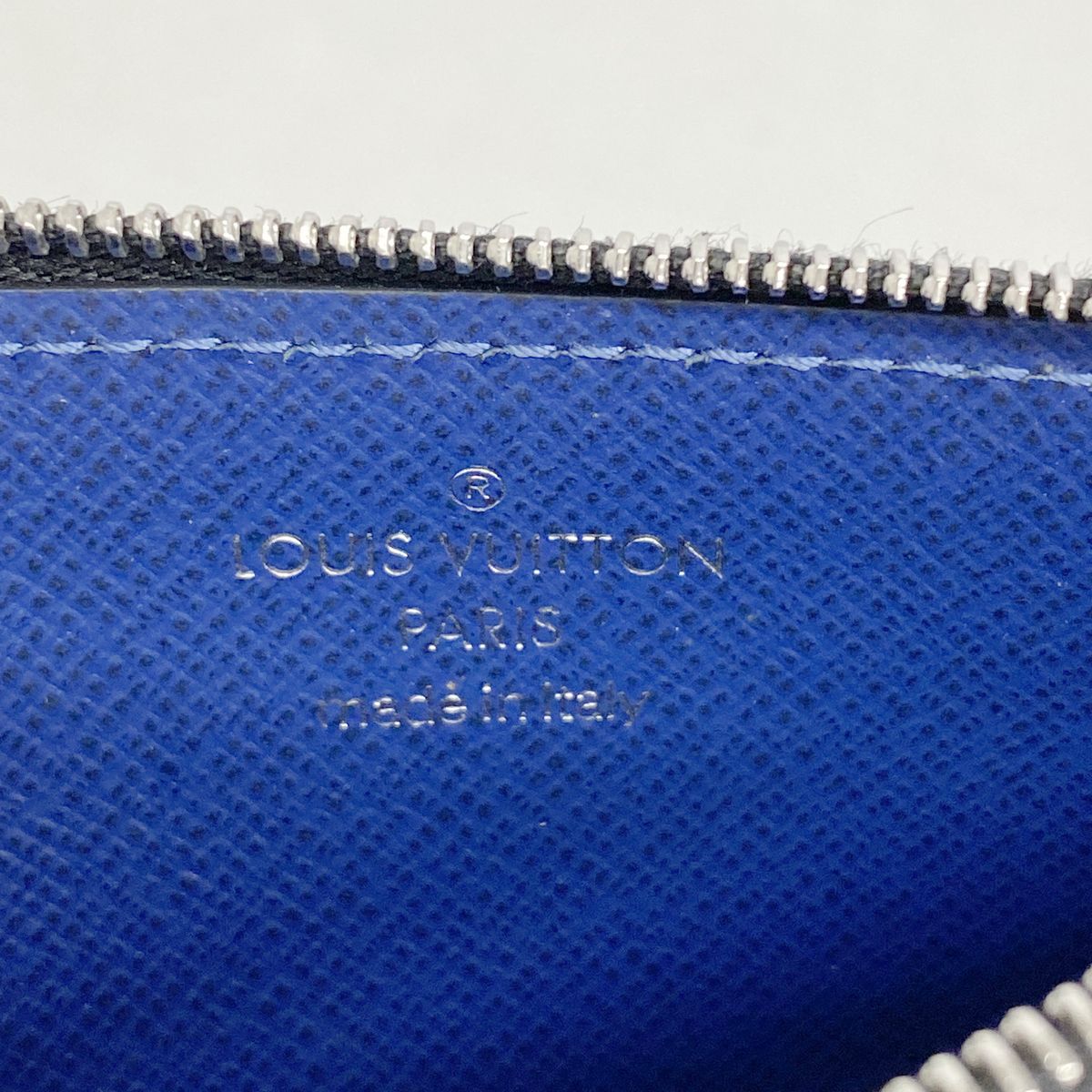 Louis Vuitton Taigarama Coin Card Holder Cobalt — view 4