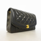 Chanel Shoulder Bag Diana Lambskin Black Gold — view 2