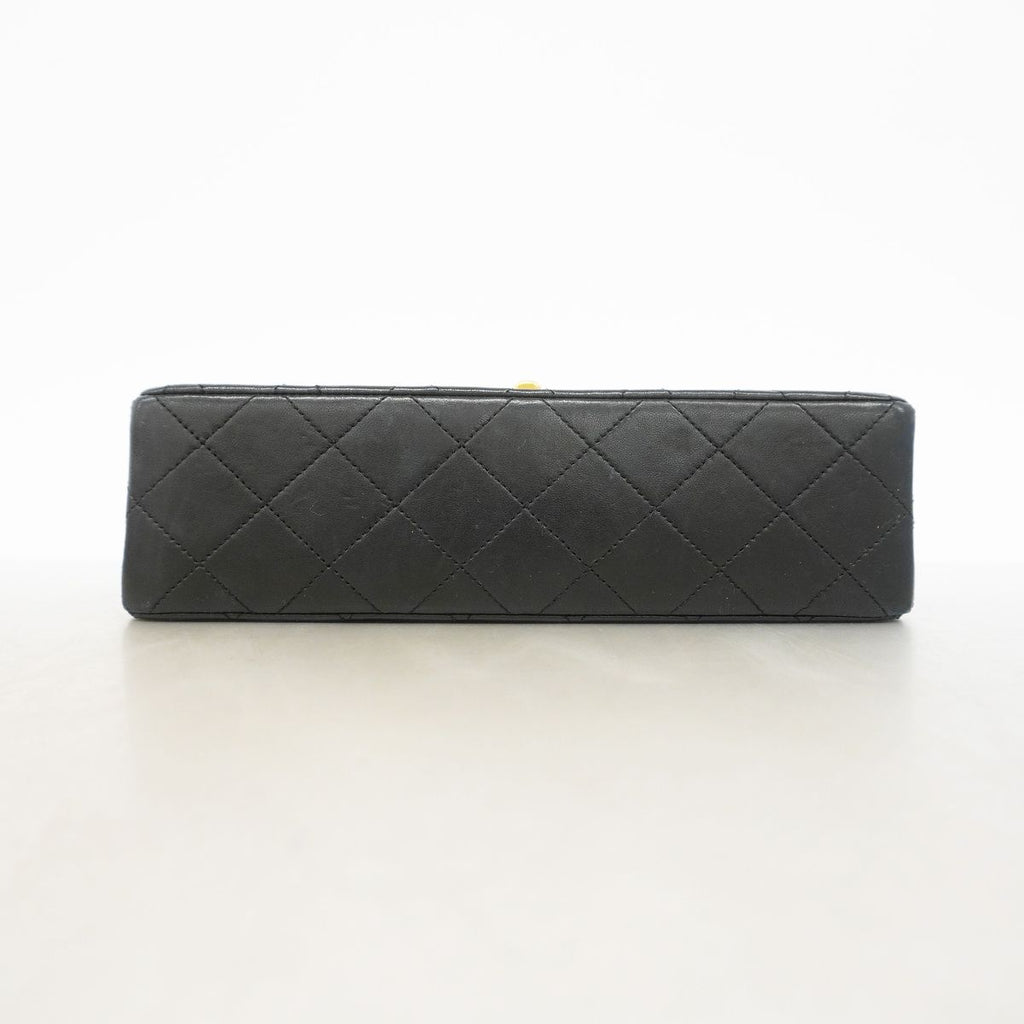 Chanel Shoulder Bag Quilted Lambskin Black Gold — view 3