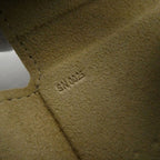 Louis Vuitton Case Monogram — view 8