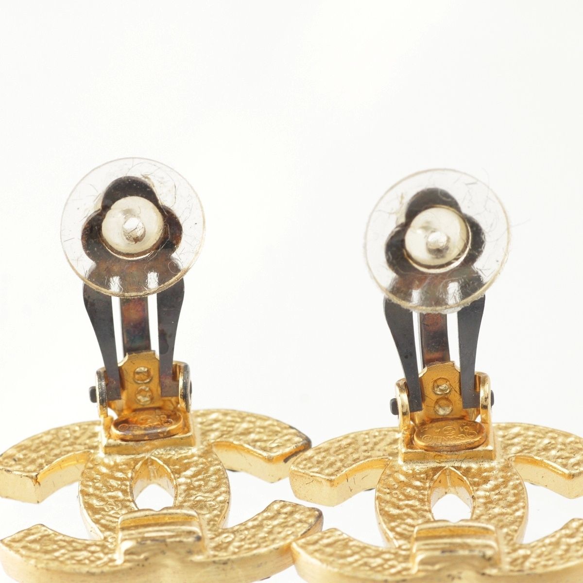 Chanel 01A Rhinestone CC Logo Earrings Black — view 6