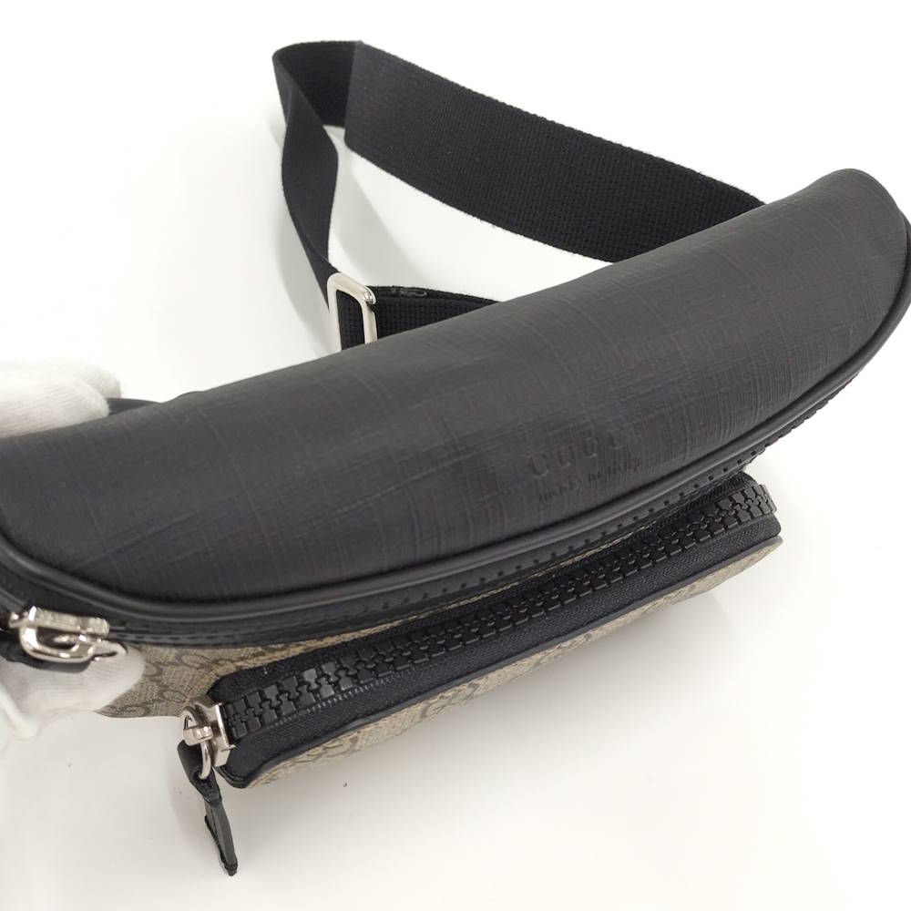 Gucci Waist Bag GG Supreme Leather — view 6