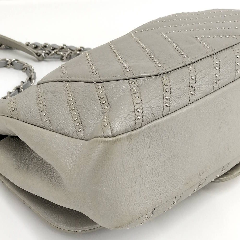 Chanel Chevron Chain Shoulder Bag V-stitch Studs Leather Gray — view 5