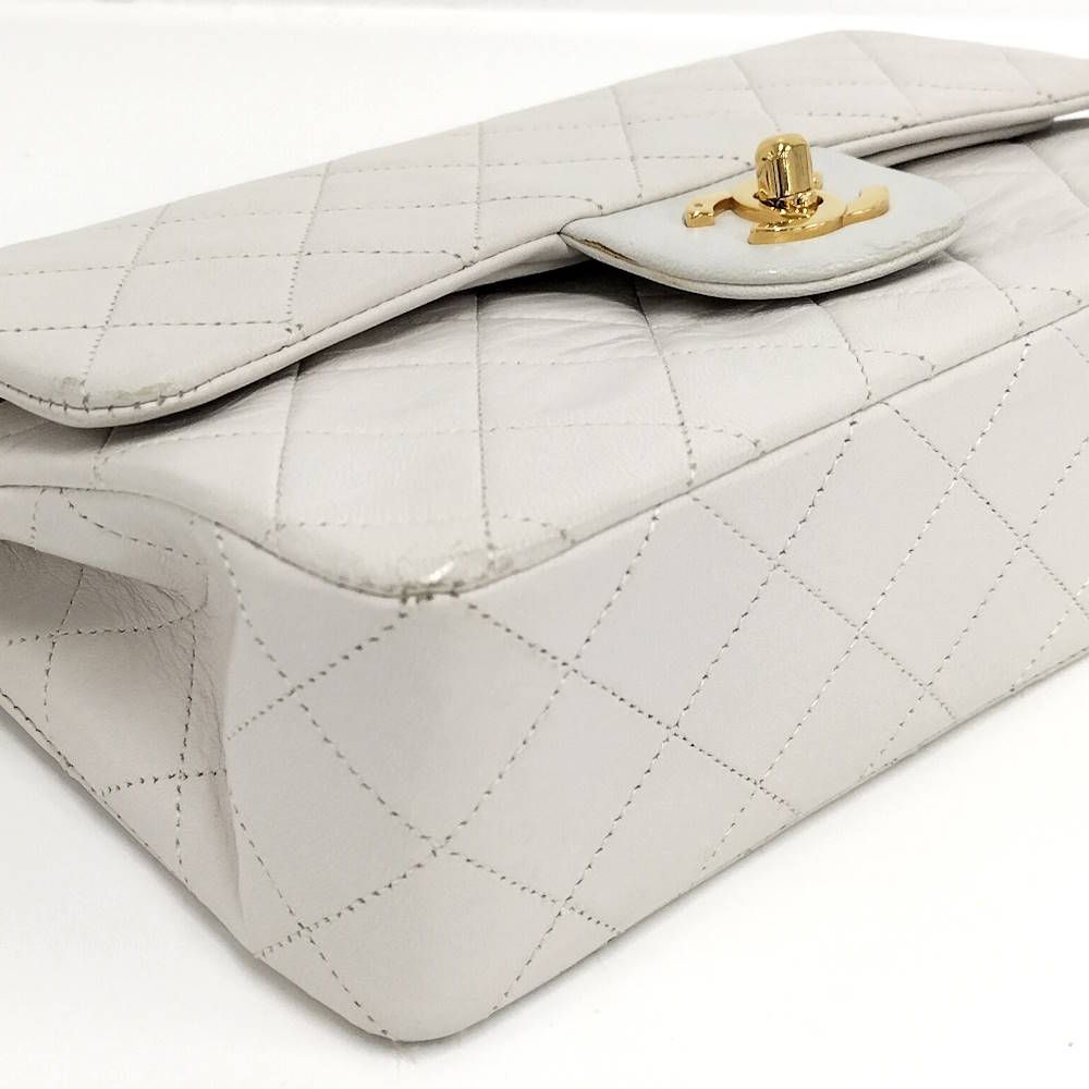 Chanel Quilted 23 Chain Shoulder Bag Double Flap Gold Leather White — view 4