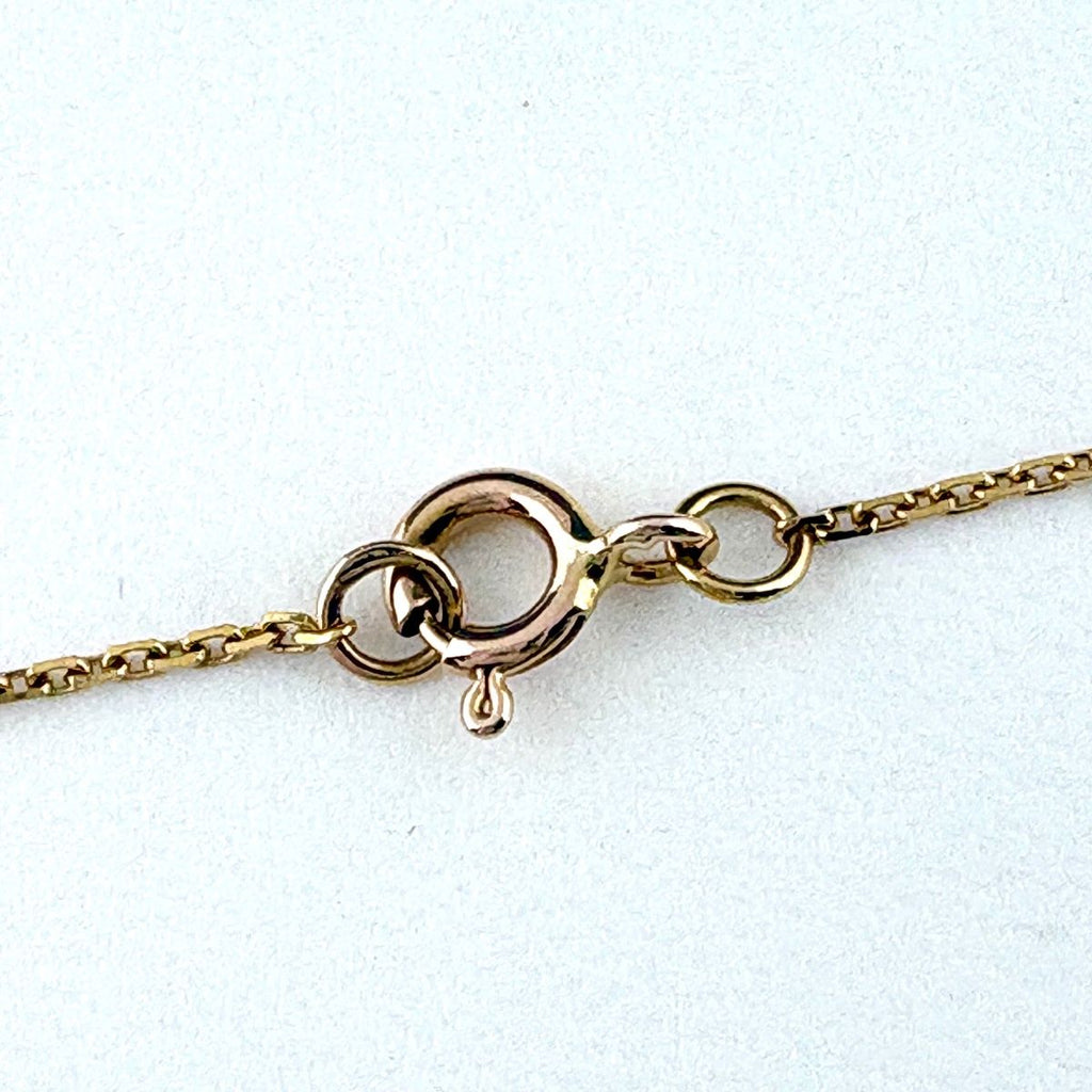 Louis Vuitton Color Blossom BB Yellow Gold Shell Diamond Pendant — view 4