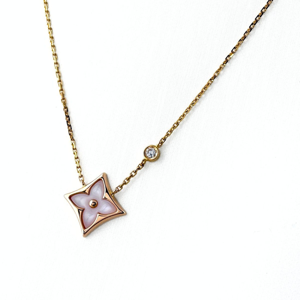 Louis Vuitton Color Blossom BB Yellow Gold Shell Diamond Pendant