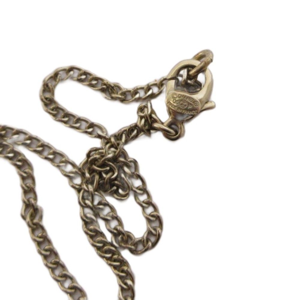 Chanel Pendant CC Logo Pearl Silver — view 6