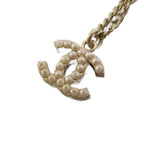 Chanel Pendant CC Logo Pearl Silver — view 5