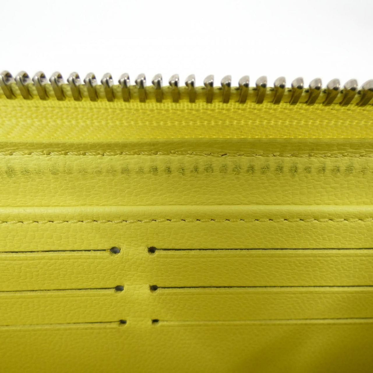 Louis Vuitton Cousin Zippy Wallet — view 8
