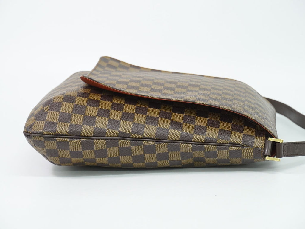 Louis Vuitton LV Musette Damier Ebene Shoulder Bag Pochette Brown — view 4
