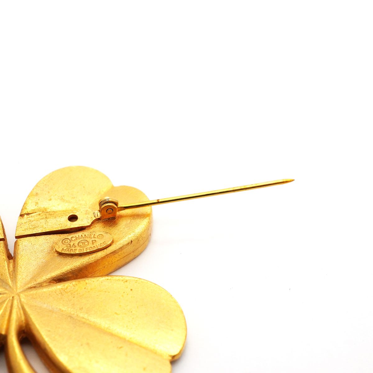 Chanel Brooch Vintage CC Logo Clover Motif Gold Plated — view 7