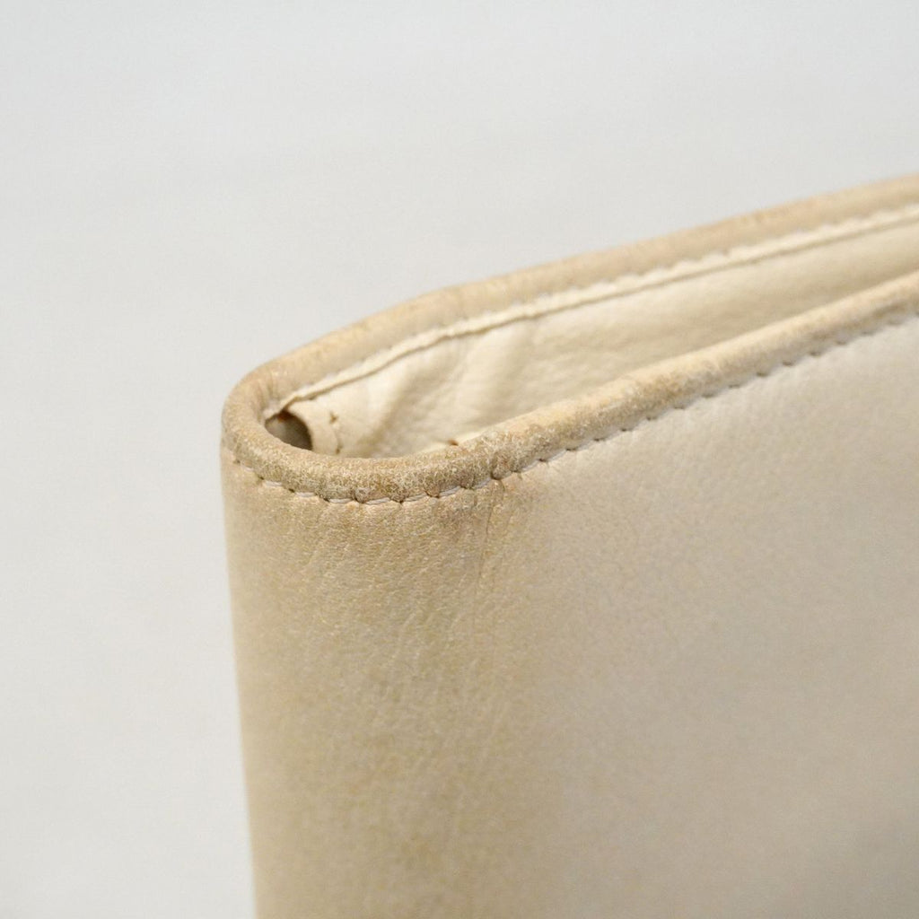 Chanel Wallet Camellia Leather Beige Silver — view 7