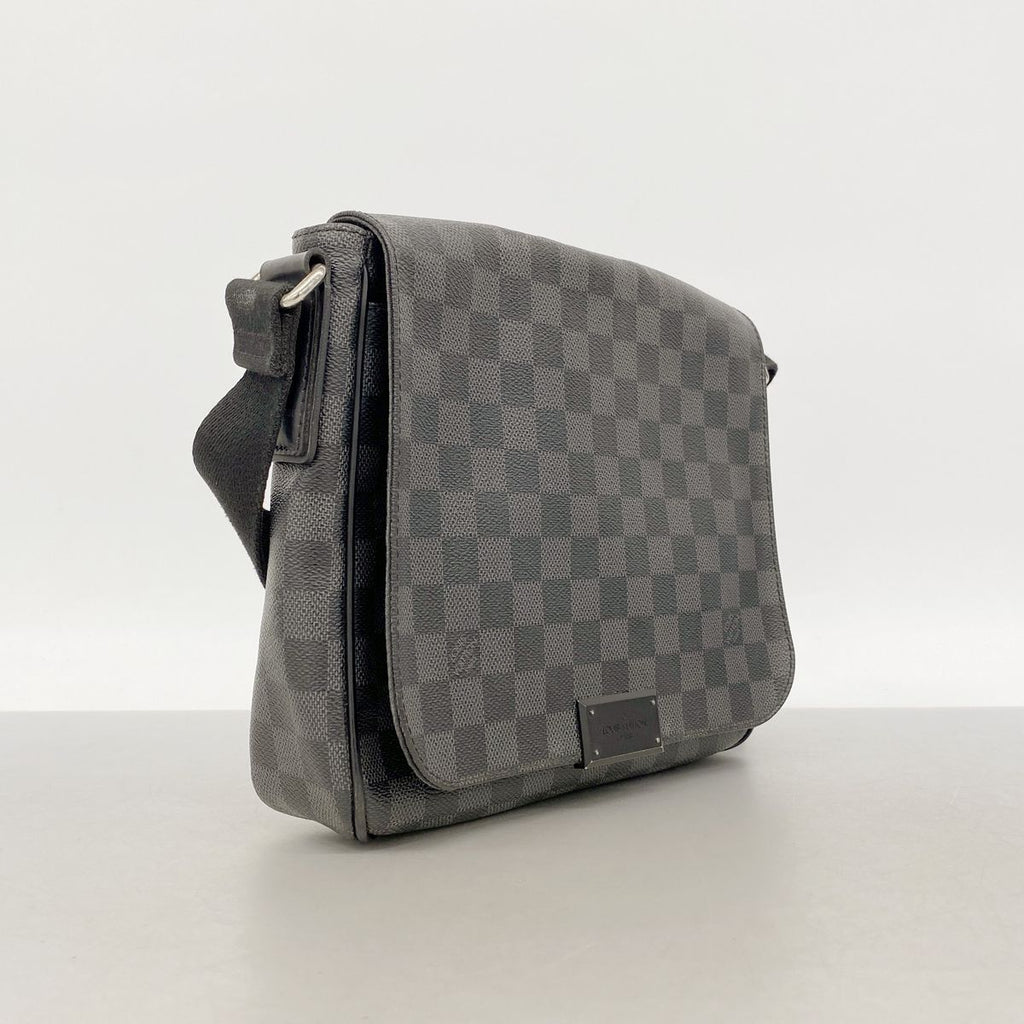 Louis Vuitton Shoulder Bag Damier Graphite District PM Black — view 2