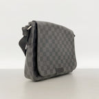 Louis Vuitton Shoulder Bag Damier Graphite District PM Black — view 2