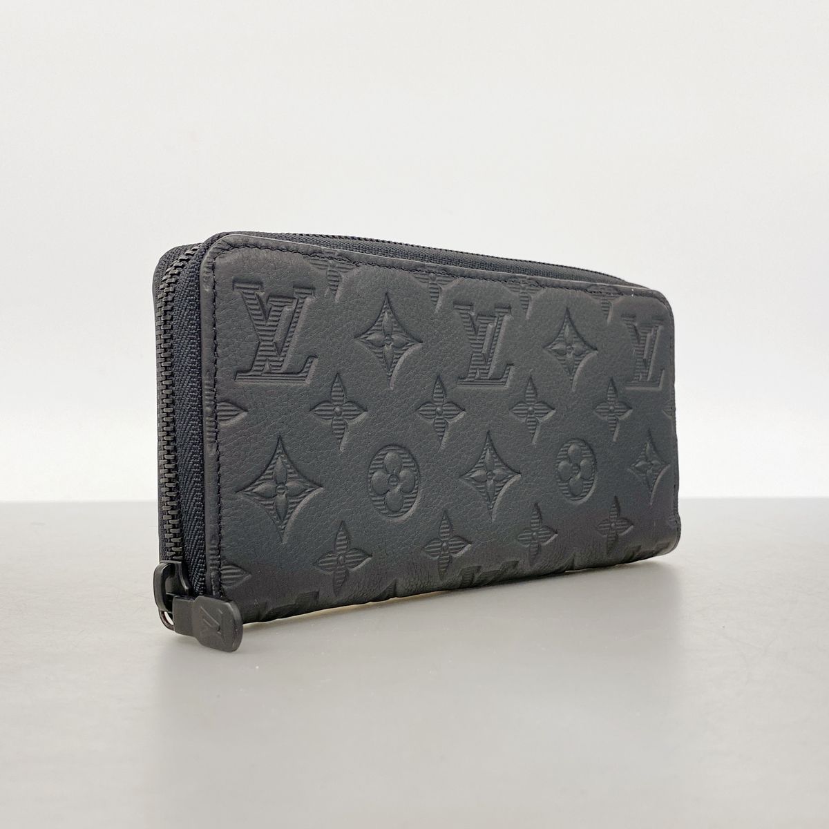 Louis Vuitton Wallet Monogram Shadow Zippy Horizontal Black — view 2