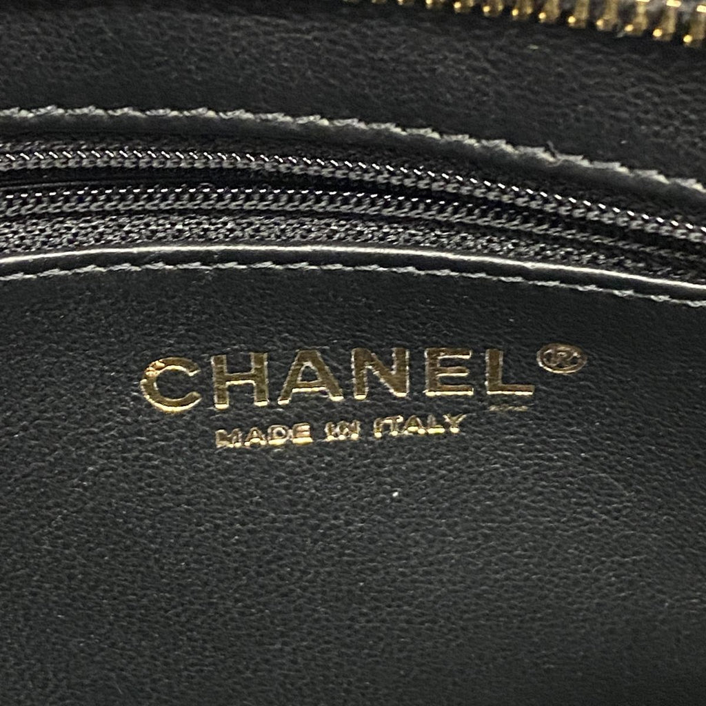 Chanel Tote Bag Reissue Caviar Leather Black Gold — view 5