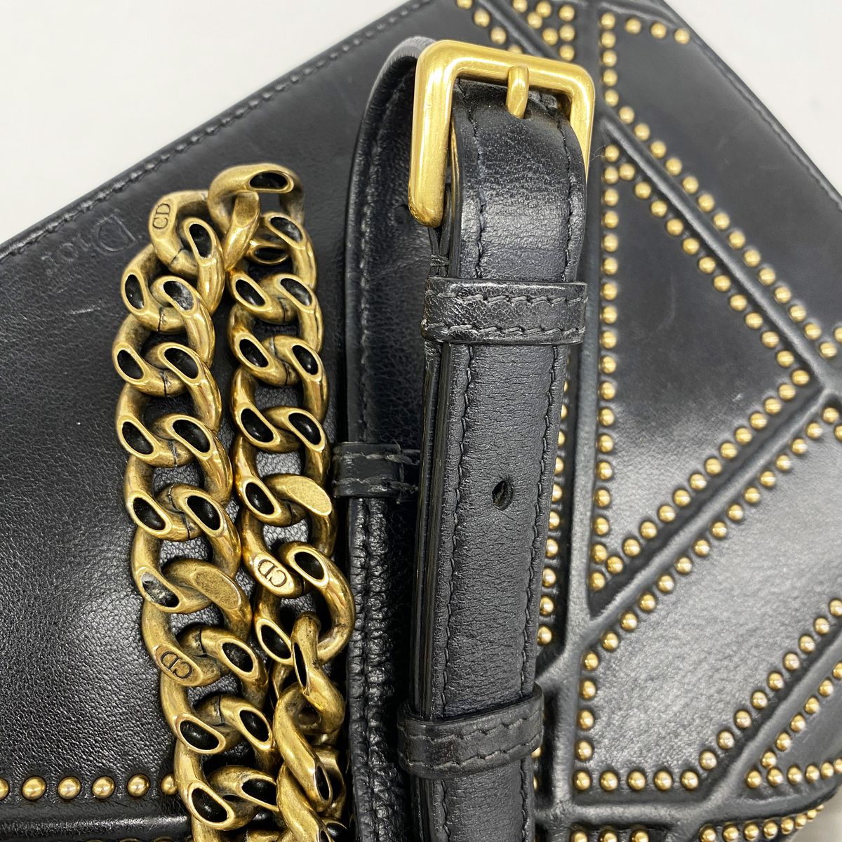 Dior Shoulder Bag Diorama Leather Black Gold — view 8