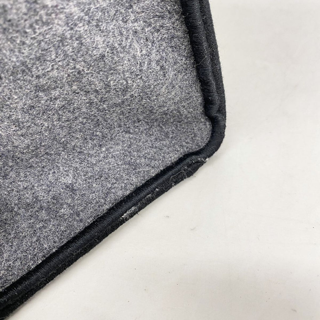 Fendi Tote Bag Felt Gray Gold — view 8