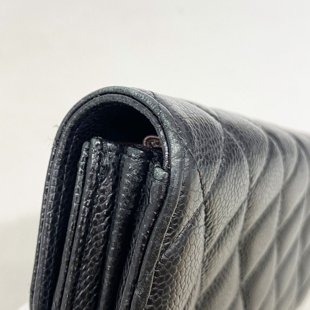 Chanel Wallet Quilted Caviar Leather Black Gold — view 6