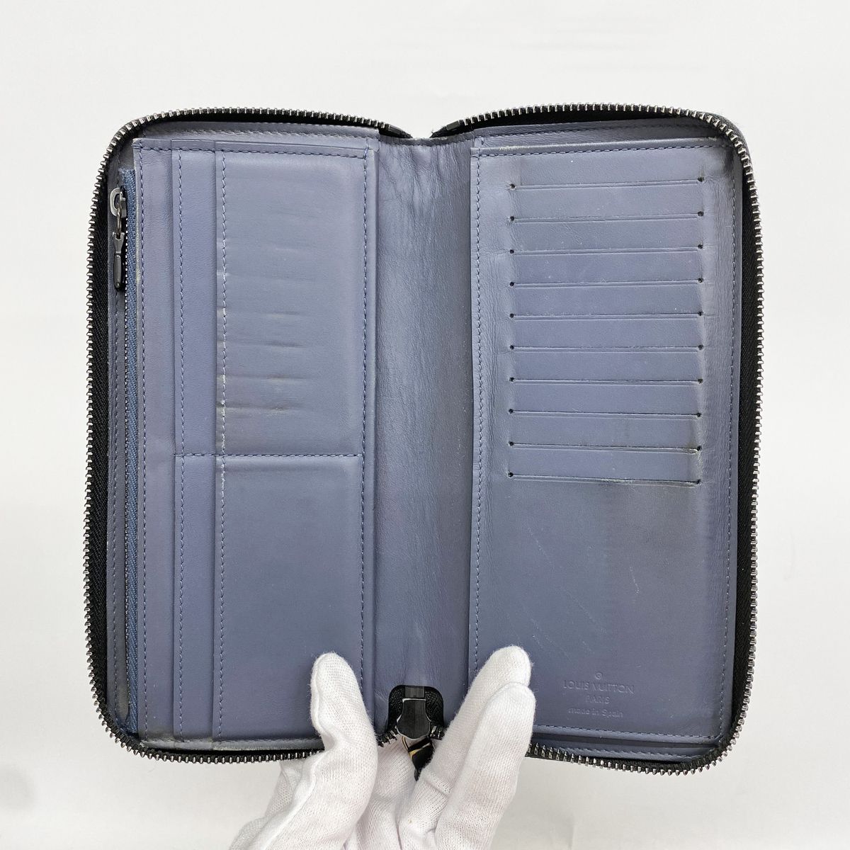 Louis Vuitton Wallet Monogram Shadow Zippy Vertical Navy — view 3