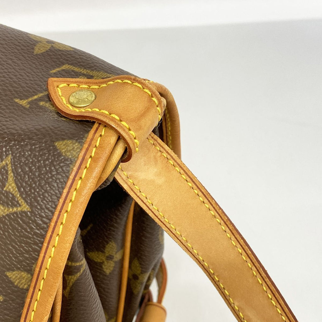 Louis Vuitton Shoulder Bag Monogram Saumur 30 Brown — view 7