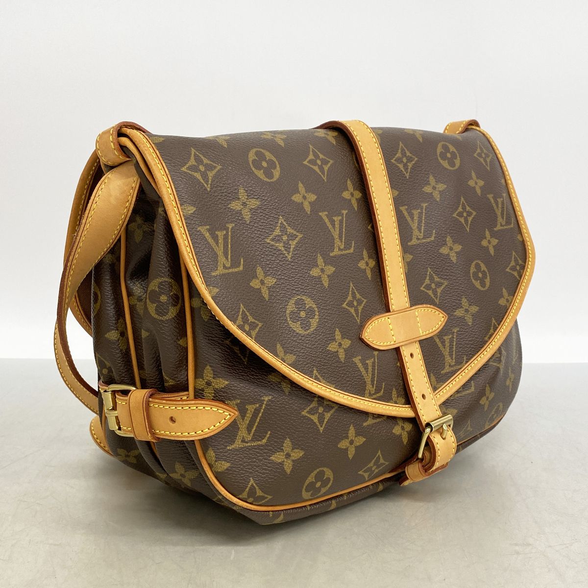 Louis Vuitton Shoulder Bag Monogram Saumur 30 Brown — view 2