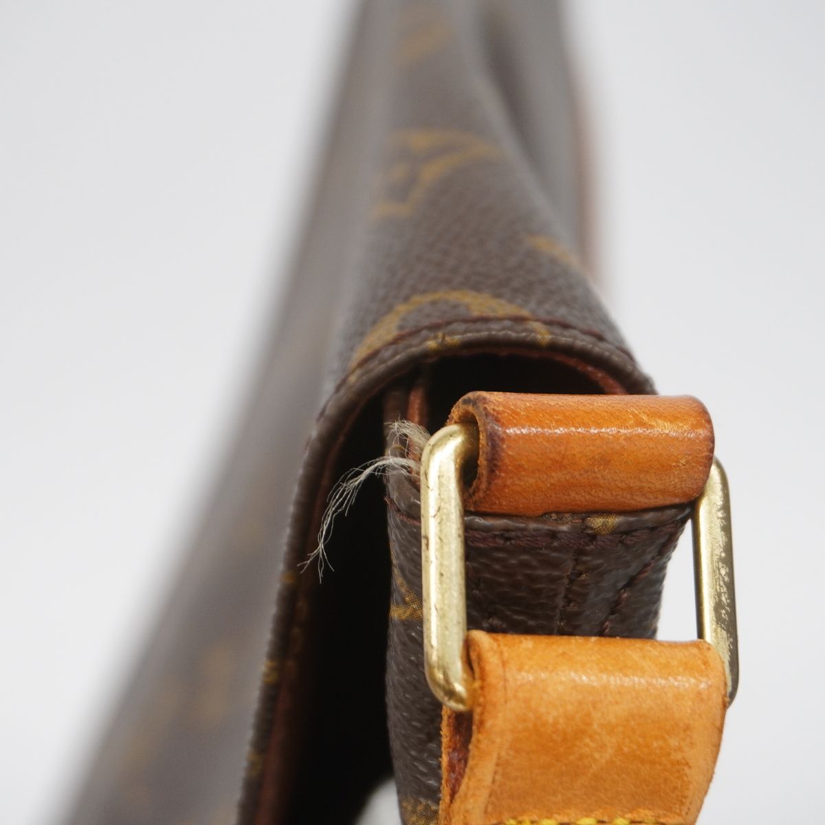 Louis Vuitton Shoulder Bag Monogram Musette Brown — view 8